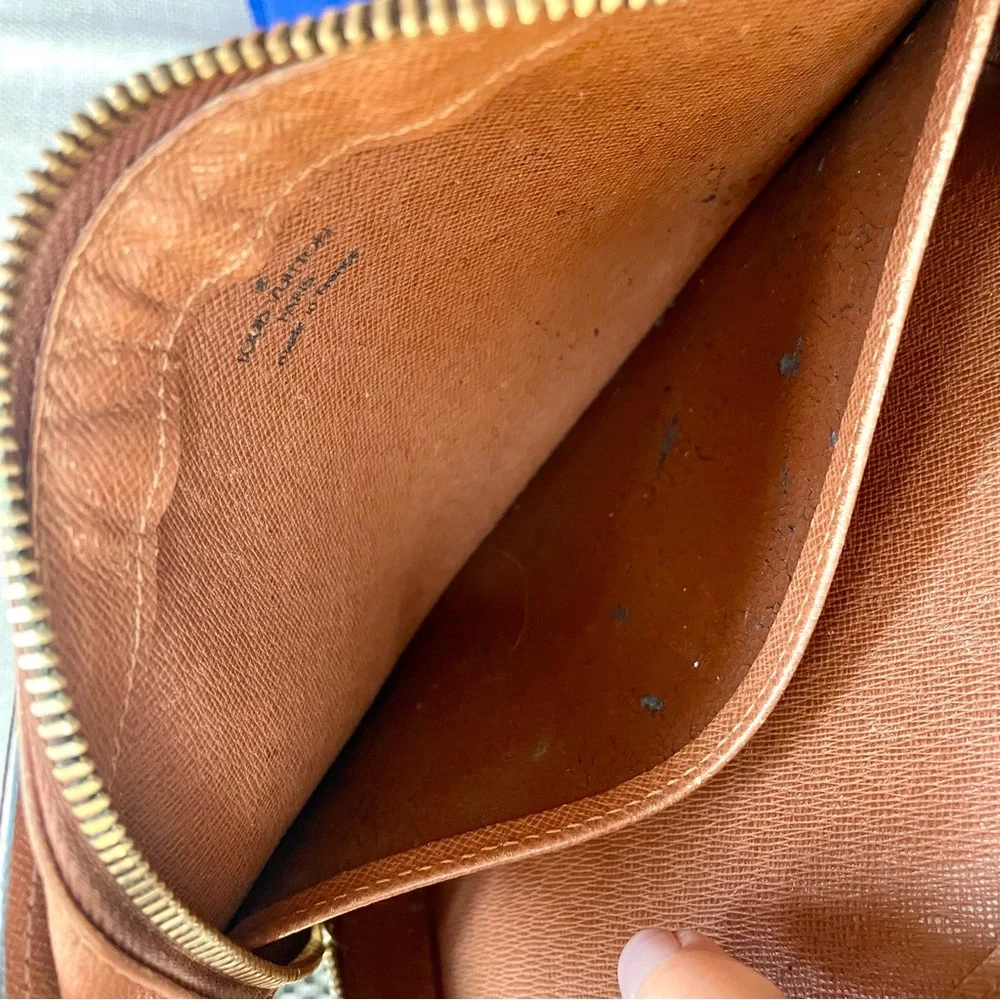 Louis Vuitton Authentic Monogram Orsay Clutch/ Crossbody - Picture 10 of 12